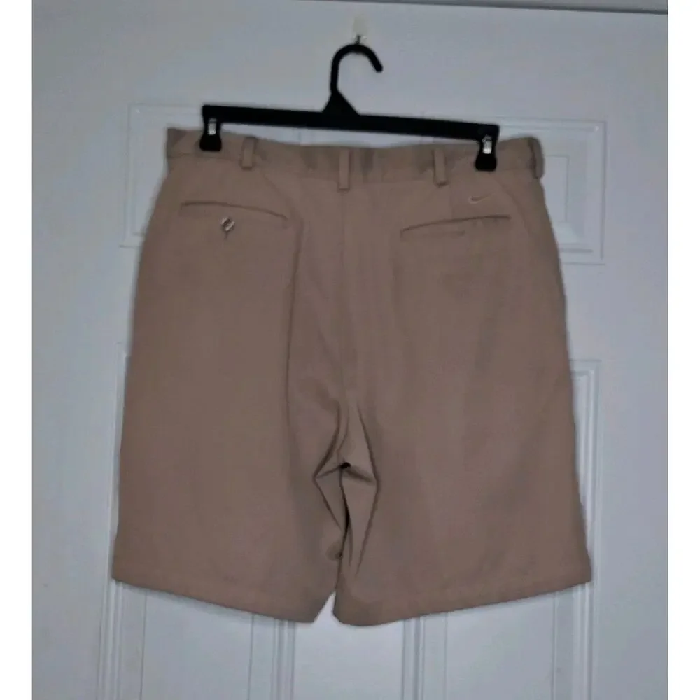 Nike Golf Dry Fit Pleated Front Shorts Mens 36 Tan Khaki Performance Swoosh Logo